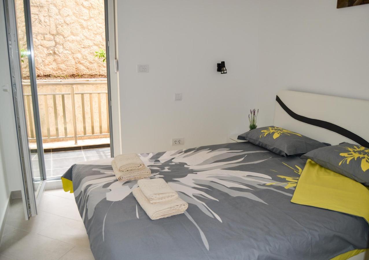 Seagull Apartments Kotor Bagian luar foto